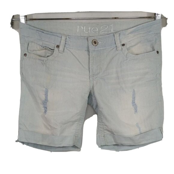 Rue 21 Denim Jean Shorts Women Size 6 Light Wash Ripped Cuffed Flap Pockets - Picture 1 of 9